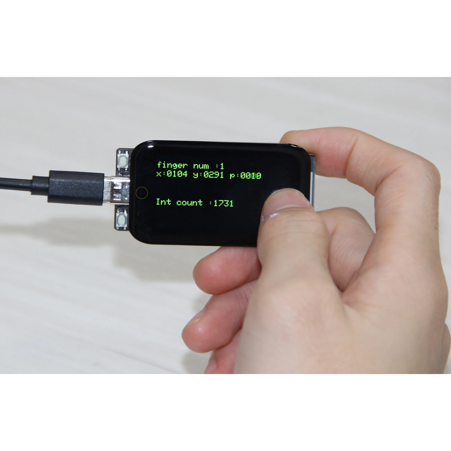 LILYGO T-Display-S3 ESP32-S3R8 - Lolin S3 のレビューと価格
